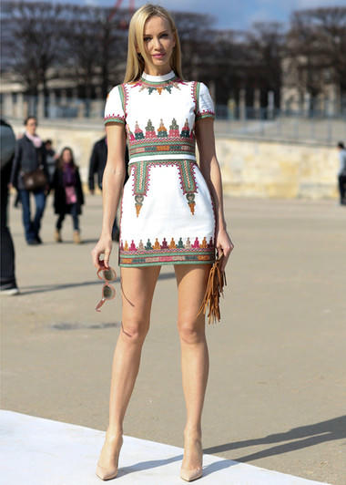 Kết quả hình ảnh cho kết hợp giày màu nude