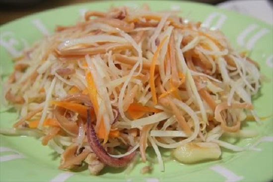 Kết quả hình ảnh cho mực khô xào su hào