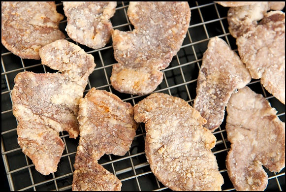 Kết quả hình ảnh cho thịt heo chiên muối ớt