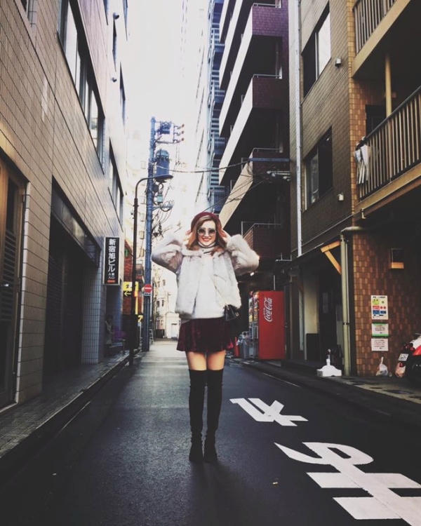 Kết quả hình ảnh cho 3. Bốt ngang đùi: sao Việt