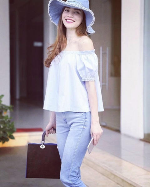 Kết quả hình ảnh cho Áo trễ vai: