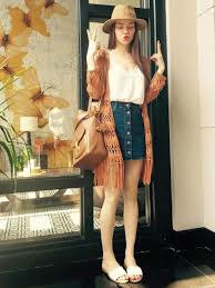 Kết quả hình ảnh cho áo tua rua sao Châu Âu