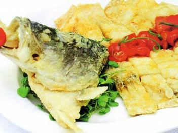 Kết quả hình ảnh cho cá chẽm cuộn măng