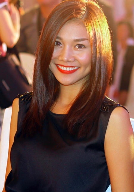 Kết quả hình ảnh cho Tóc thẳng tự nhiên\