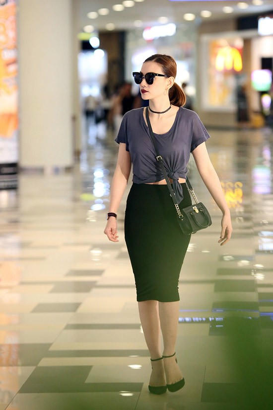 Kết quả hình ảnh cho đeo choker sao Châu Âu