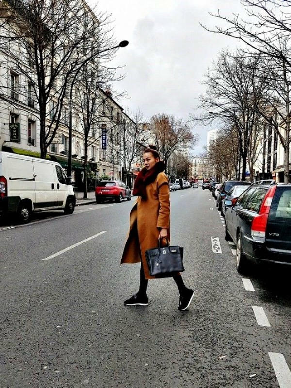 Kết quả hình ảnh cho Túi xách du lịch sao Châu Âu