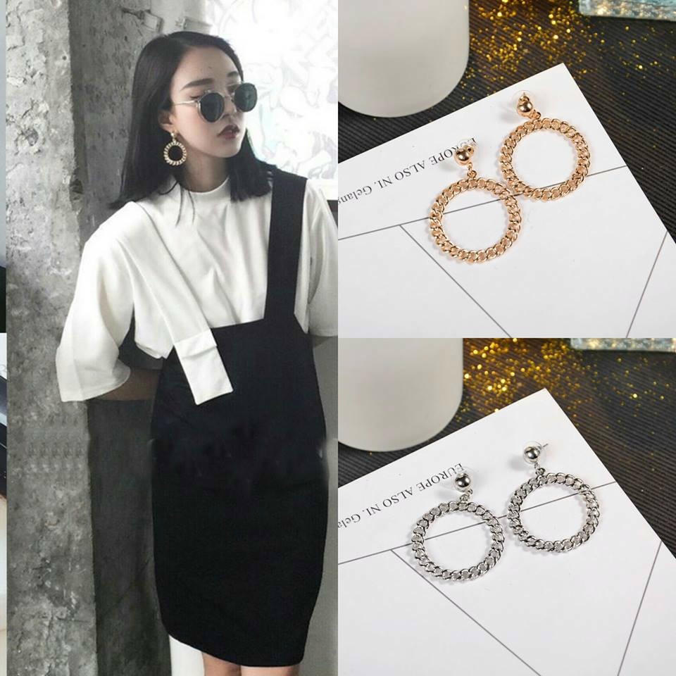 Kết quả hình ảnh cho Khuyên tai tròn, to bản, bạc, inox sao Châu Âu