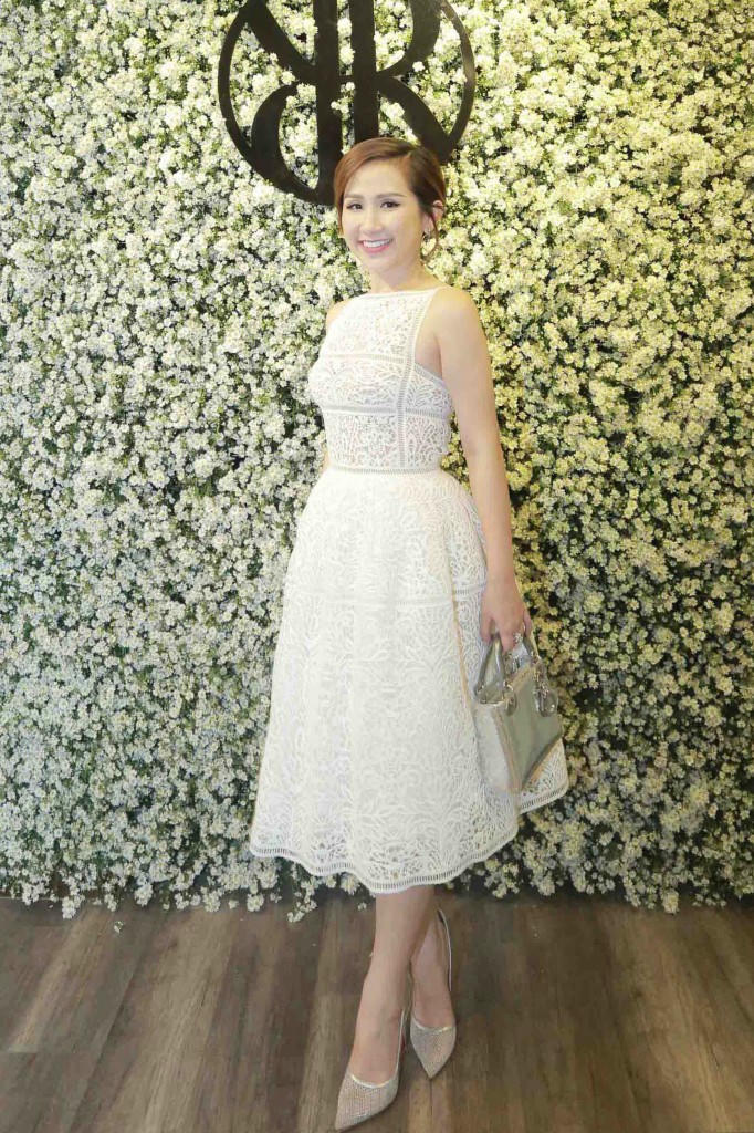 Hình ảnh có liên quan