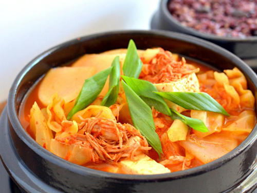 Kết quả hình ảnh cho Canh kim chi tôm thịt
