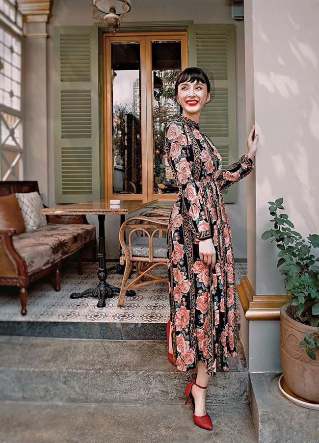 Ngọc Trinh diện túi tiền tỷ dạo phố, Kỳ Duyên bỗng nam tính trong street style tuần qua - Ảnh 13. Ngọc Trinh diện túi tiền tỷ dạo phố, Kỳ Duyên bỗng nam tính trong street style tuần qua - Ảnh 13.