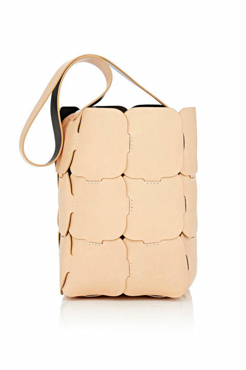 20 chiếc túi bucket bag từ bình dân đến sang chảnh ELLE VN