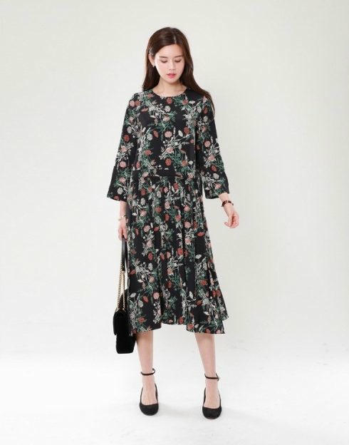 Đầm in họa tiết hoa