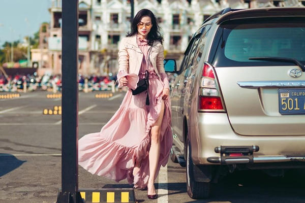 7 goi y chon trang phuc cho mua he them tuoi tan