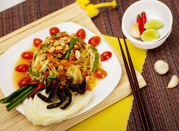 ca loc nuong trui va goi ba khia nuc long du khach khi den ca mau hinh anh 2