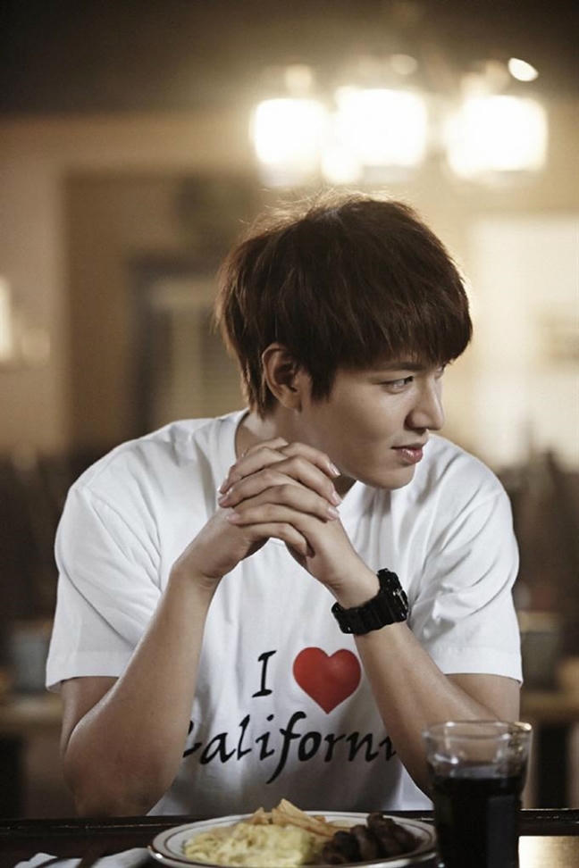 Lee Min Ho voi nhung bo canh 'chat lu' khi len phim
