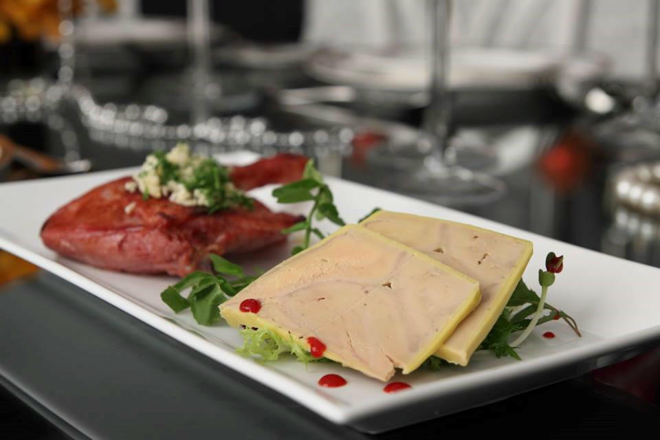 Nhung nha hang mang dam phong cach Phap tai Sai Gon hinh anh 9