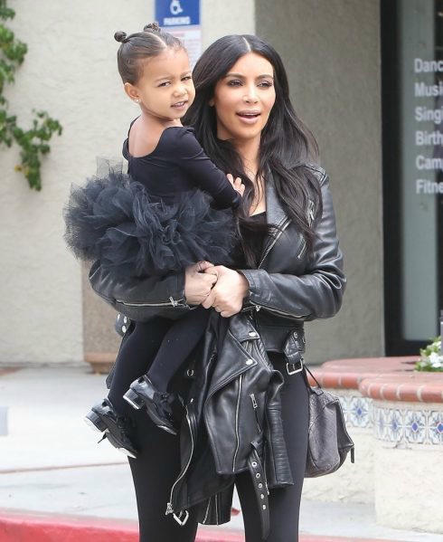 10 cặp mẹ con có gu thời trang đẹp nhất làng giải trí - 10