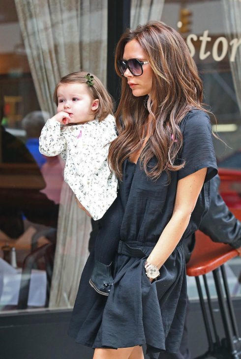 10 cặp mẹ con có gu thời trang đẹp nhất làng giải trí - 25