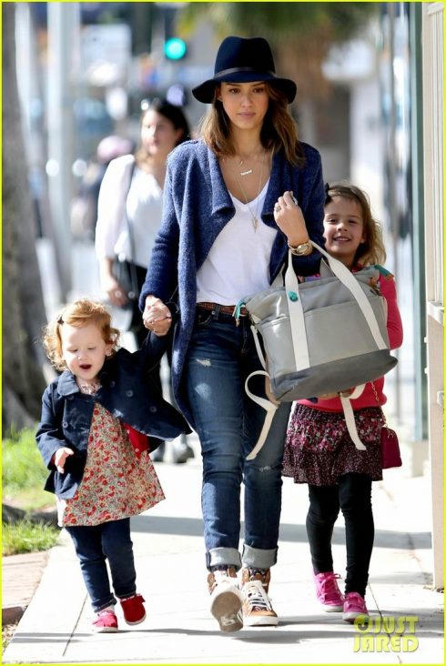 10 cặp mẹ con có gu thời trang đẹp nhất làng giải trí - 49