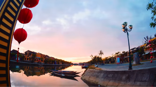 ve-dep-moc-mac-cua-hoi-an-ghi-dau-trong-long-du-khach