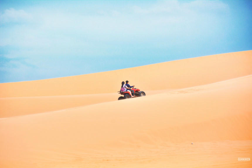 Mua he ruc lua tren cung duong bien dep nhat Viet Nam hinh anh 5