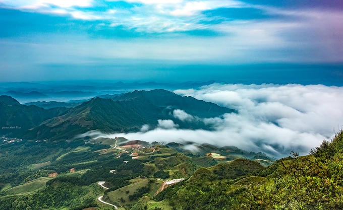 Biển mây trên đỉnh Mẫu Sơn
