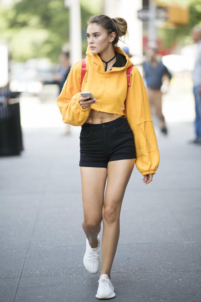 Elle Style Calender - áo hoodie