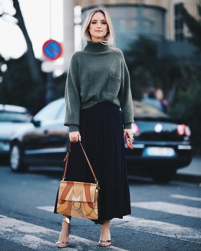 Street style cá tính của bà mẹ hai con người Hà Lan