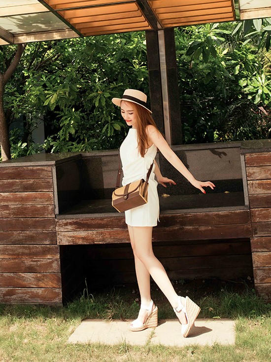 Ha Ho, Lan Khue dien street style dep nhat tuan qua hinh anh 4