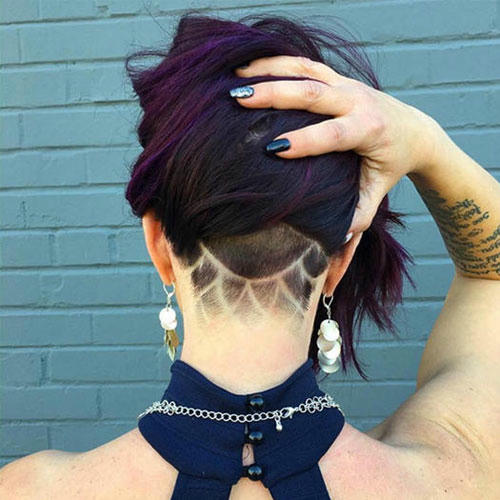 'Hết hồn' với mốt cạo tóc gáy làm đẹp của phái nữ 5