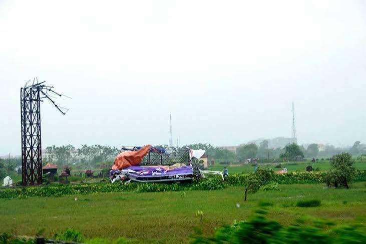 {keywords} {keywords}