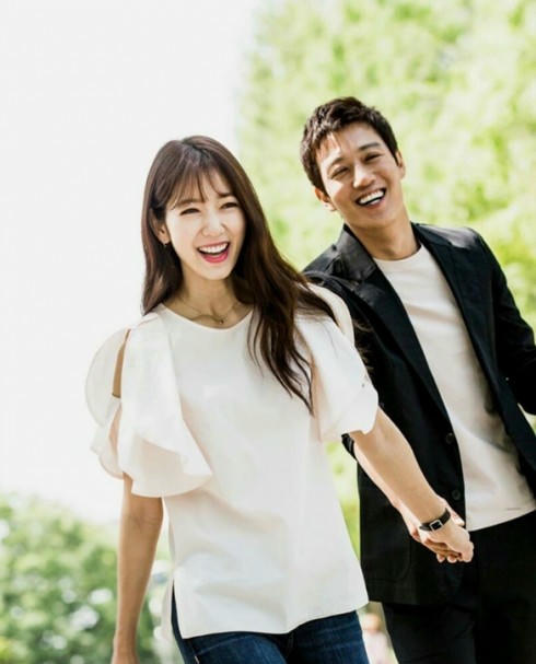 7 cách phối đồ đôi đẹp trong phim Doctors