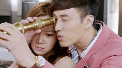 7 cách phối đồ đôi đẹp với gam màu hồng