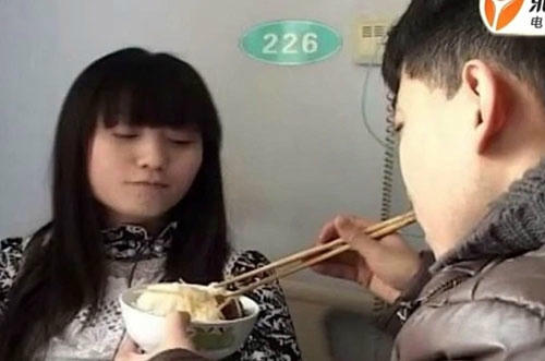 co-gai-muon-tim-vo-cho-chong-1