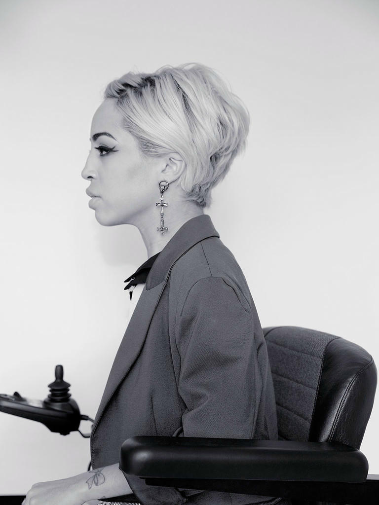 vẻ đẹp đạc biệt của làng thời trang Jillian Mercado 