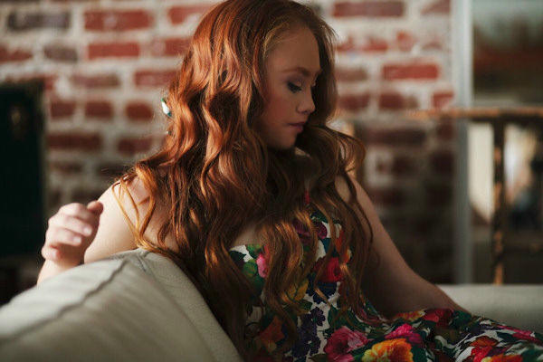 vẻ đẹp đạc biệt của làng thời trang Madeline Stuart 