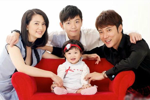 nhung-sao-nu-hoa-ngu-lai-may-bay-1