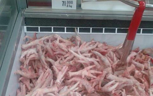 ga ngoai gia re ngap sieu thi hinh 1