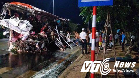 Hinh anh Vu tai nan tham khoc o Gia Lai: Nguoi than khoc het nuoc mat khi nhan thi the nan nhan 3