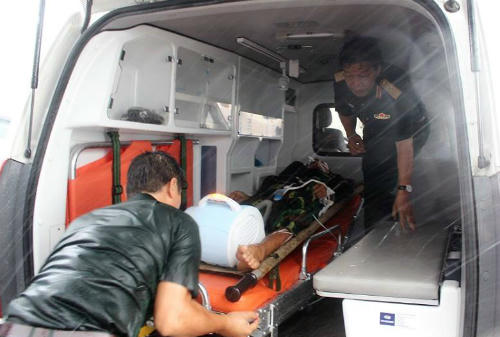 Phó giáo sư Nguyễn Hồng Sơn, Giám đốc Bệnh viện Quân y 175 trực tiếp có mặt đón bệnh nhân. Ảnh: H.P