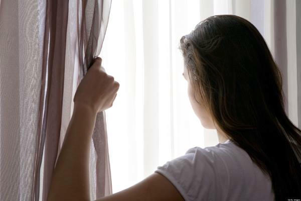 người giúp việc, chủ nhà,hé lộ