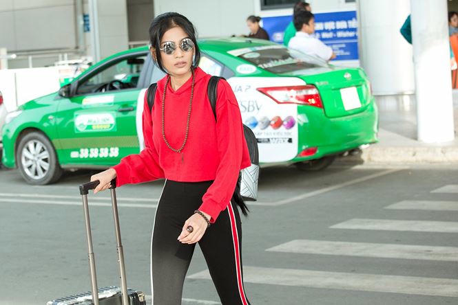 Trương Thị May cùng mẹ sang Đài Loan làm giám khảo Hoa hậu - ảnh 3