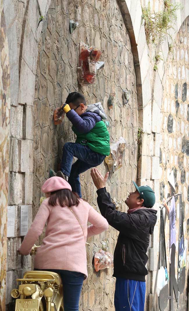 Chẳng cần đi đâu xa, giữa Hà Nội cũng có địa chỉ sống ảo tuyệt đẹp dịp Tết này hình ảnh 9 chang can di dau xa, giua ha noi cung co dia chi song ao tuyet dep dip tet nay hinh anh 9