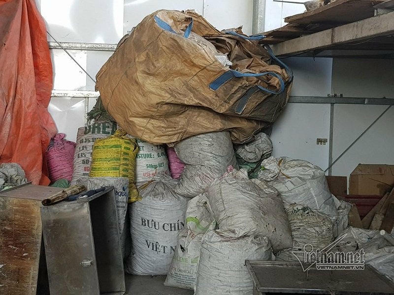 Cận cảnh quy trình sản xuất bột than tre để làm thuốc... chữa ung thư - ảnh 3