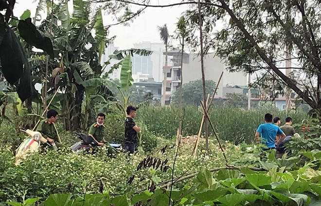 Phat hien thi the phan huy gan san van dong My Dinh hinh anh 1