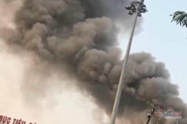 Cháy hội trường Cung văn hóa hữu nghị Việt Xô, sập mái vòm sân khấu chính