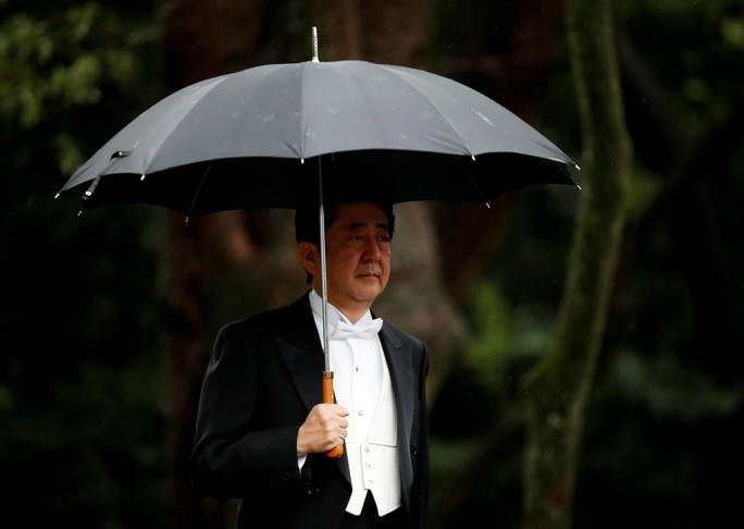 Nhật hoàng Naruhito chính thức lên ngôi - Ảnh 2.