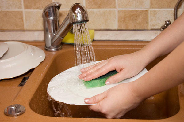 Kết quả hình ảnh cho dđổ truc tiếp nước rửa chnes