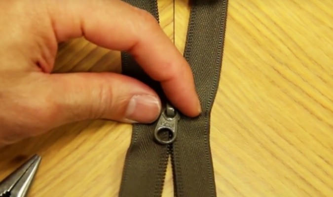 Kết quả hình ảnh cho cách sửa khóa áo