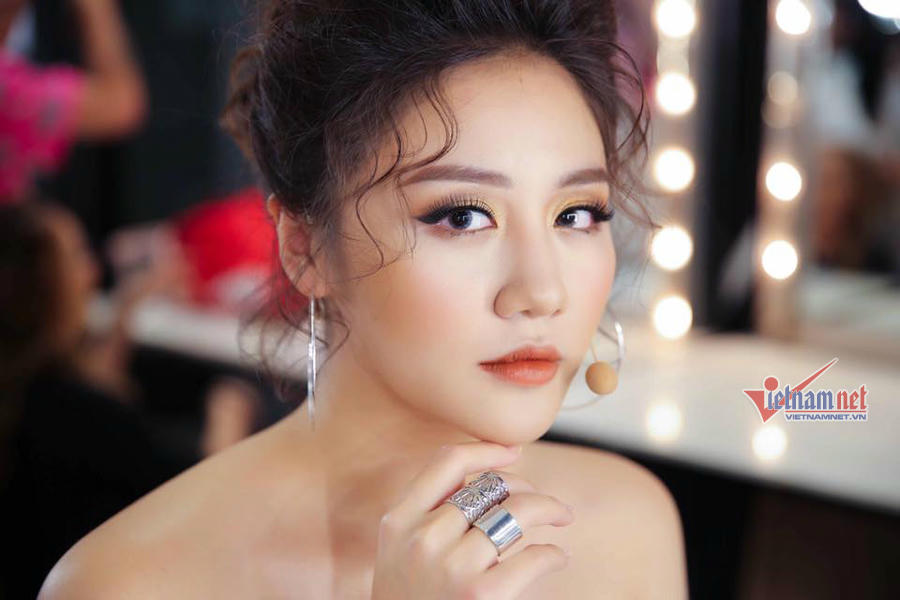 Văn Mai Hương